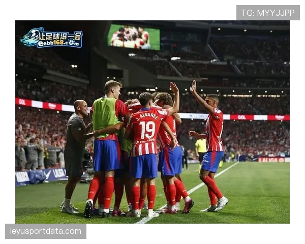 战术板：解析巴黎圣日耳曼新帅的3-4-3体系如何在欧冠中奏效